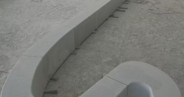 江门 花岗岩整石坐凳拼装