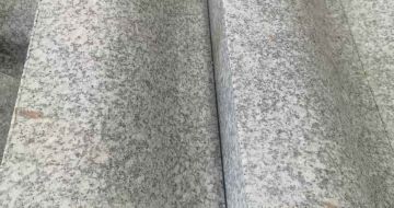 江门芙蓉白S型拉丝面路沿石