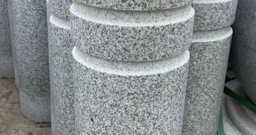 江门 芝麻白花岗岩挡车柱、隔离柱多少钱