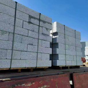 江门 路沿石装车出货