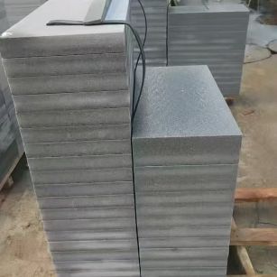 江门 芝麻灰火烧面300*600*50地铺石材