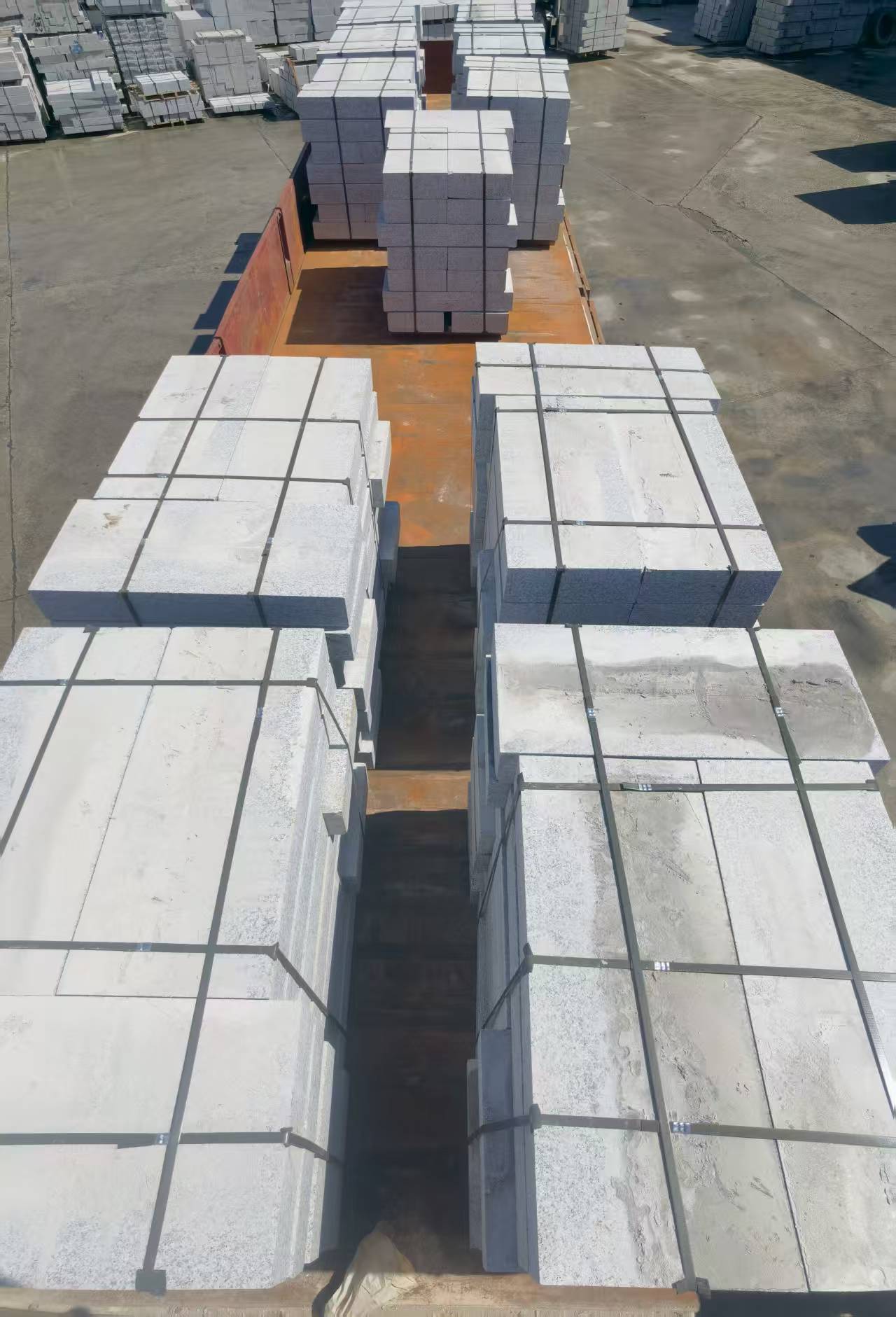 江门 路沿石装车出货