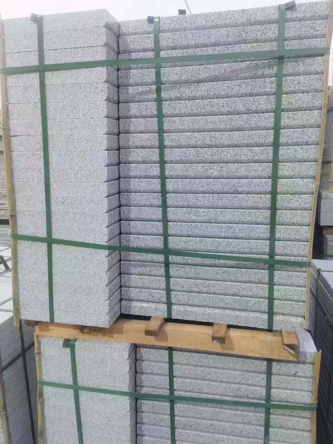 江门 5公分芝麻白，倒斜角，室外楼梯踏步