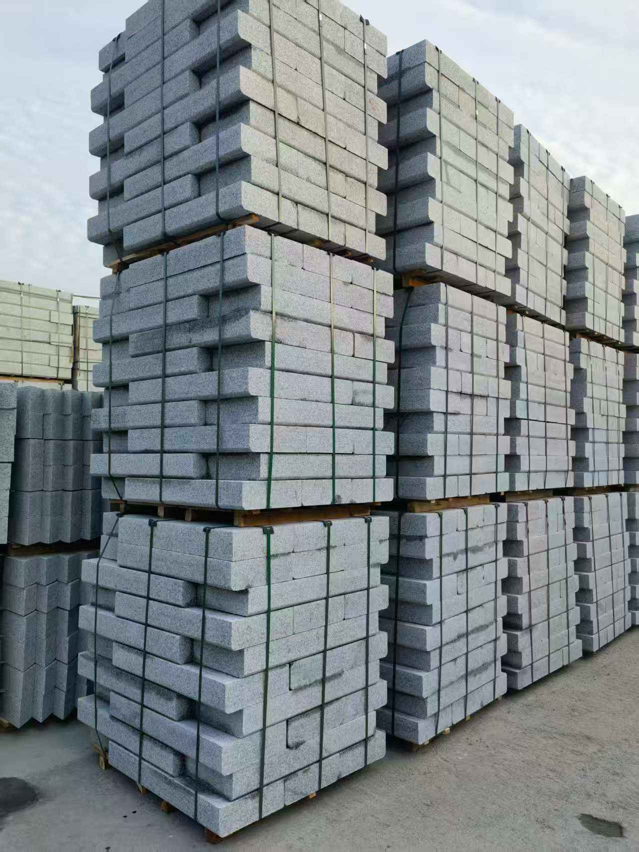 江门 路沿石（路侧石），颜色一致，尺寸标准