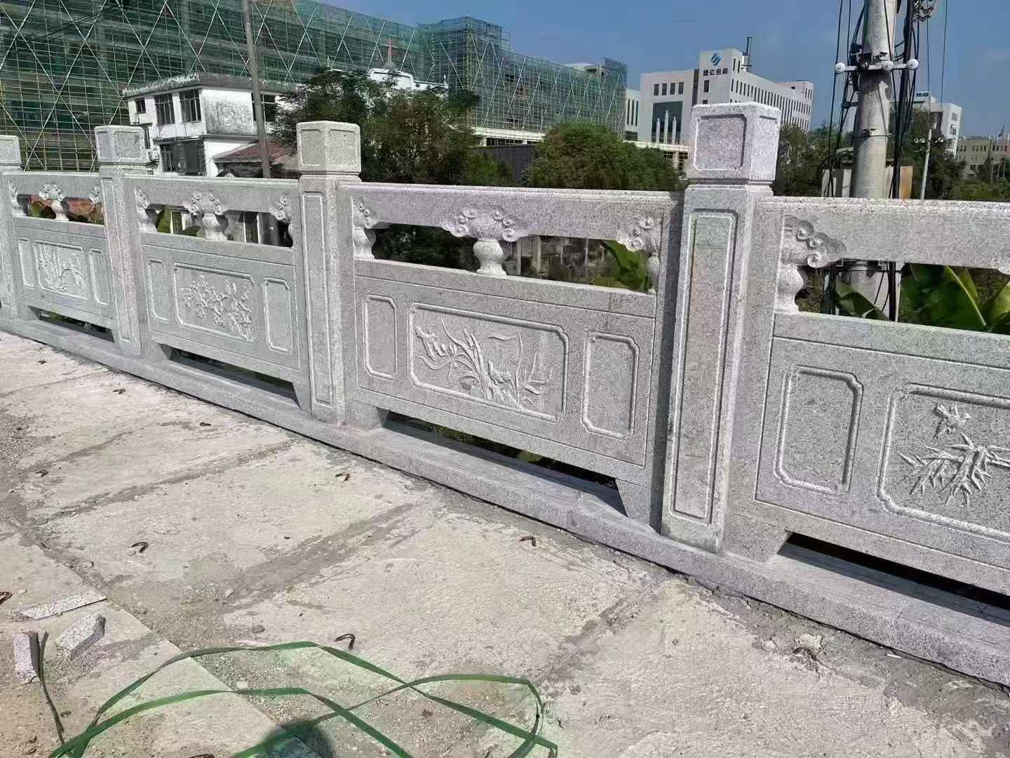 江门 芝麻白栏杆